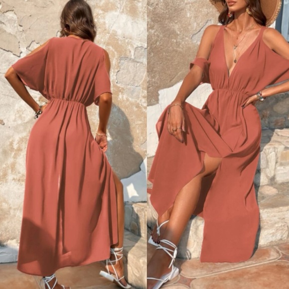Cold shoulder split thigh maxi dress - Picture 9 of 16